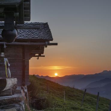 Sonnenaufgang auf der Alp Gungg. Bild: Ernst Josi