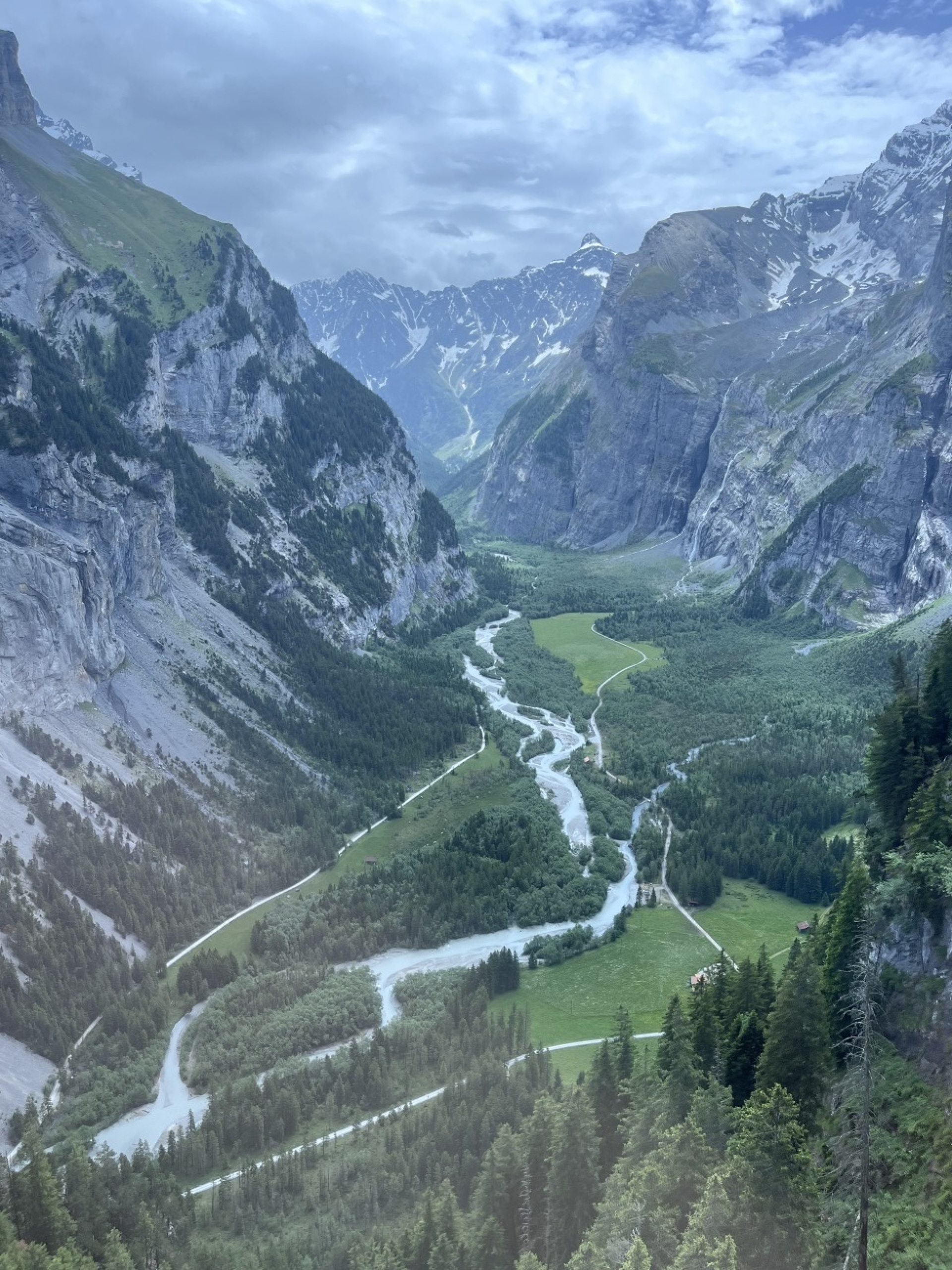 Sicht ins Gasterntal - Bild: Erika Bärtschi