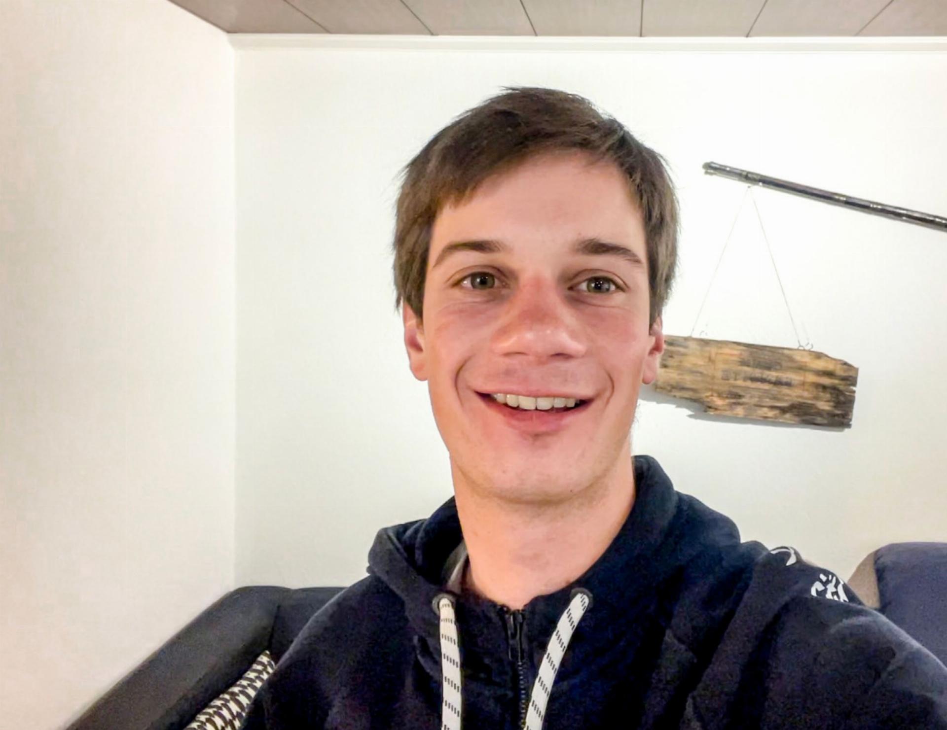 Eine Generation im Selfie: Nils Wäfler - Das Bild wird blockiert. – Möglicherweise durch einen aktiven Adblocker.