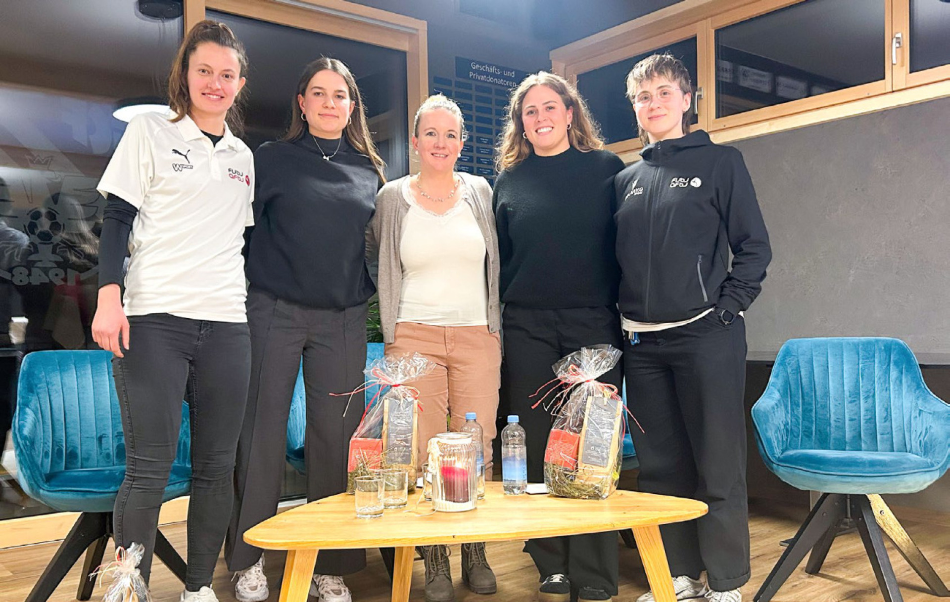 Frauenpower im Clubhaus