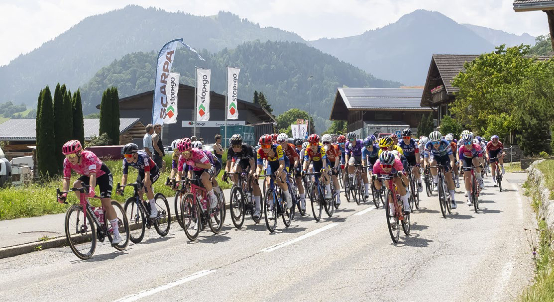Bernerin gewinnt die Frauen-Tour de Suisse 2025