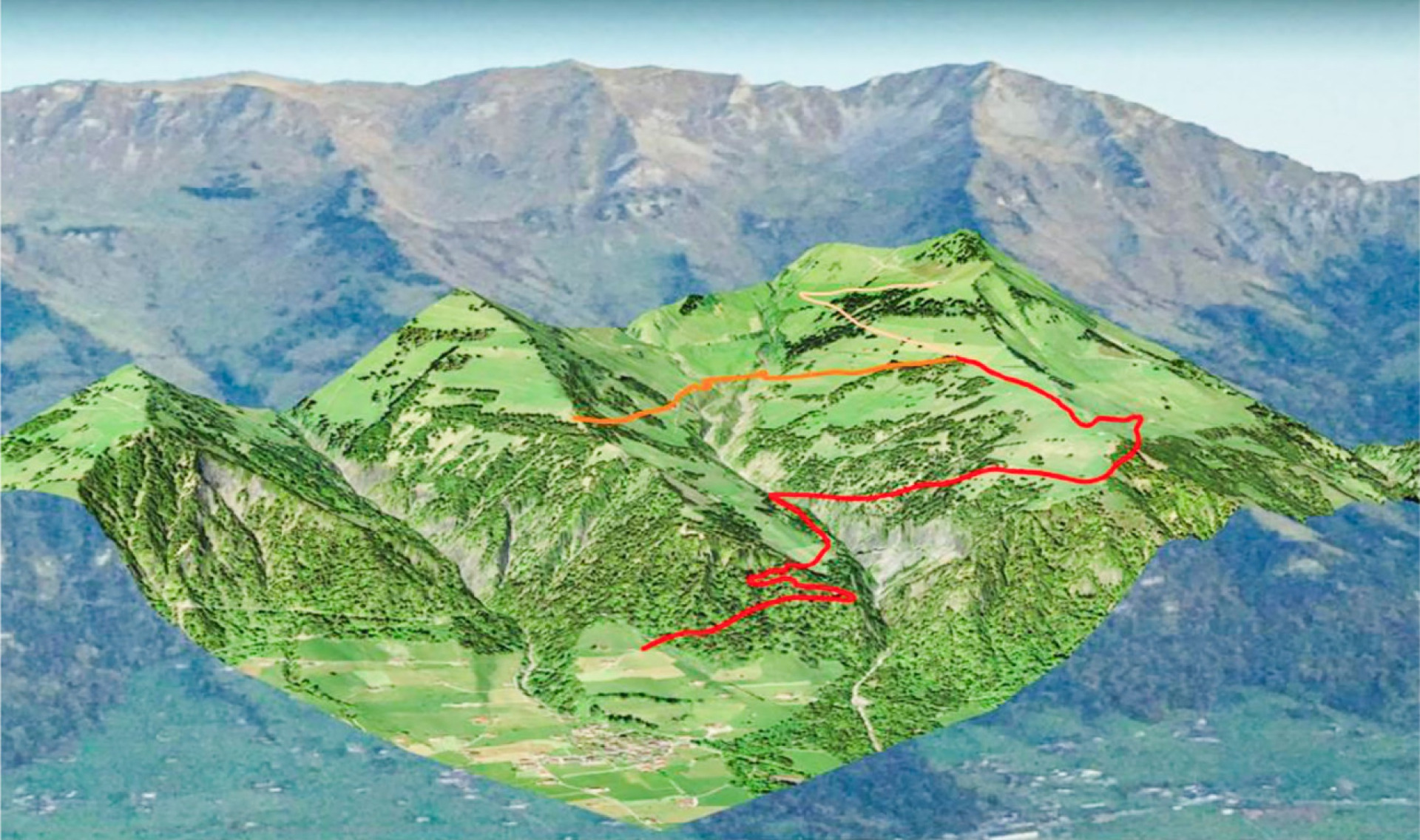 Blick auf die Niesenkette und die geplante Linienführung (in rot) der Alperschliessung Sattla – Eggweid – Bündi – Schlossweid BILD: ZVG