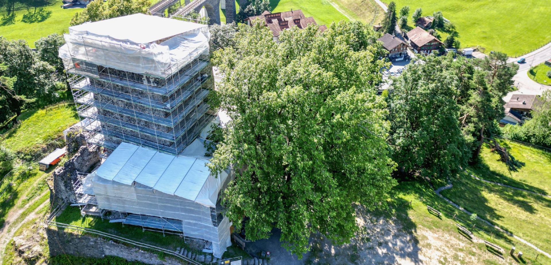 Die verkleidete Burgruine