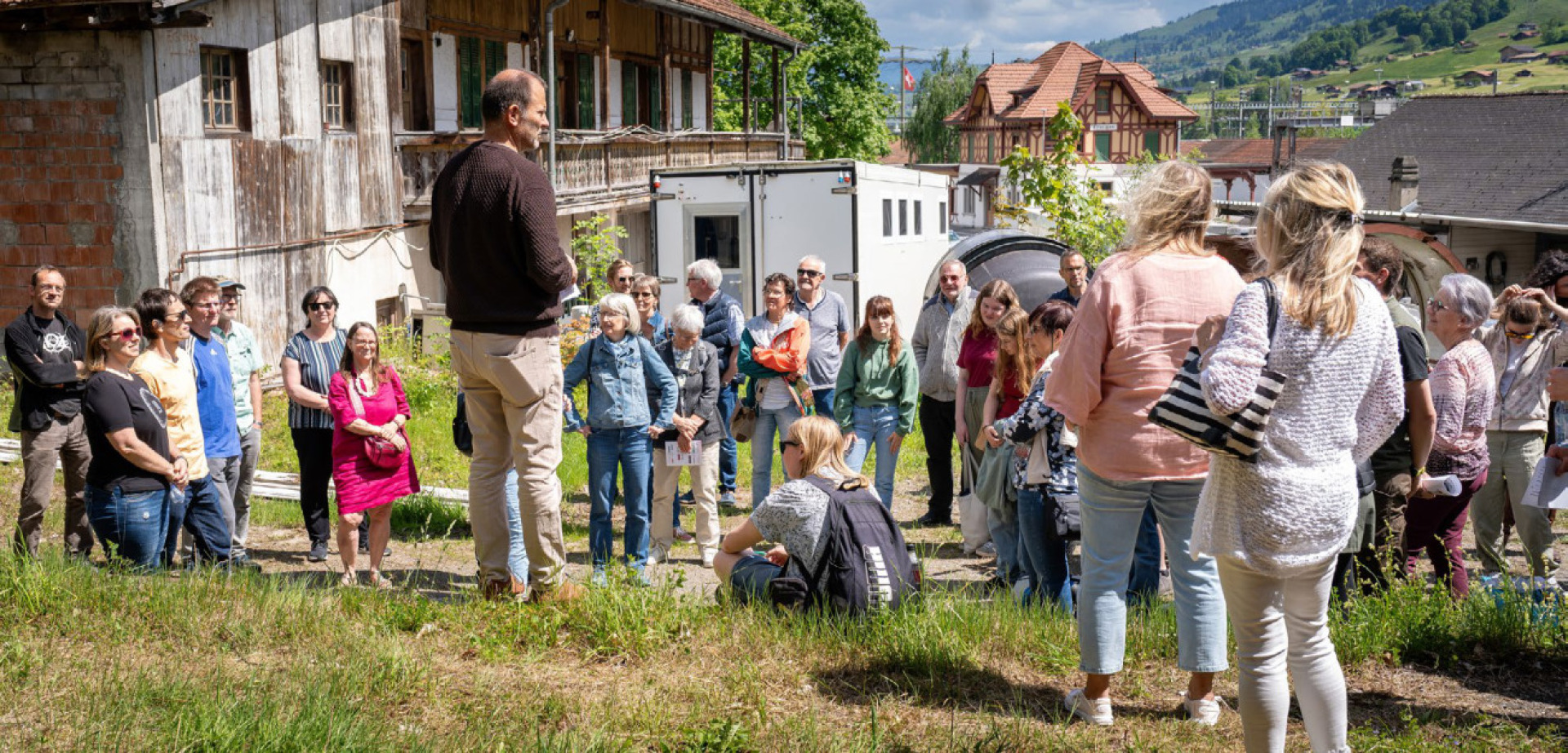 Interniert in den Alpen – und mitten im Leben
