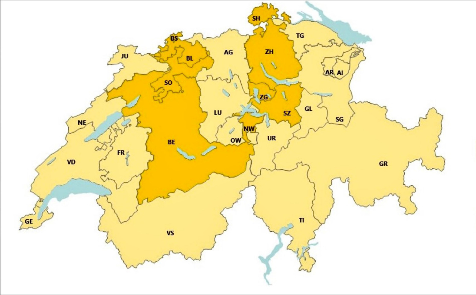 In den meisten Kantonen (gelb gefärbt) kostet die Eröffnung des EPD 15 Franken, in den orange gefärbten (darunter Bern) steht dieser Service kostenlos zur Verfügung. K ARTE: SCHWEIZERISCHE POST AG