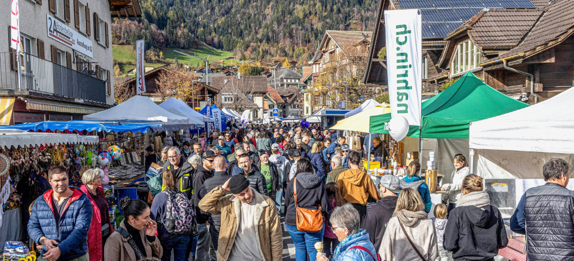 «Frutig-Märit – ein voller Erfolg» - Das Bild wird blockiert. – Möglicherweise durch einen aktiven Adblocker.