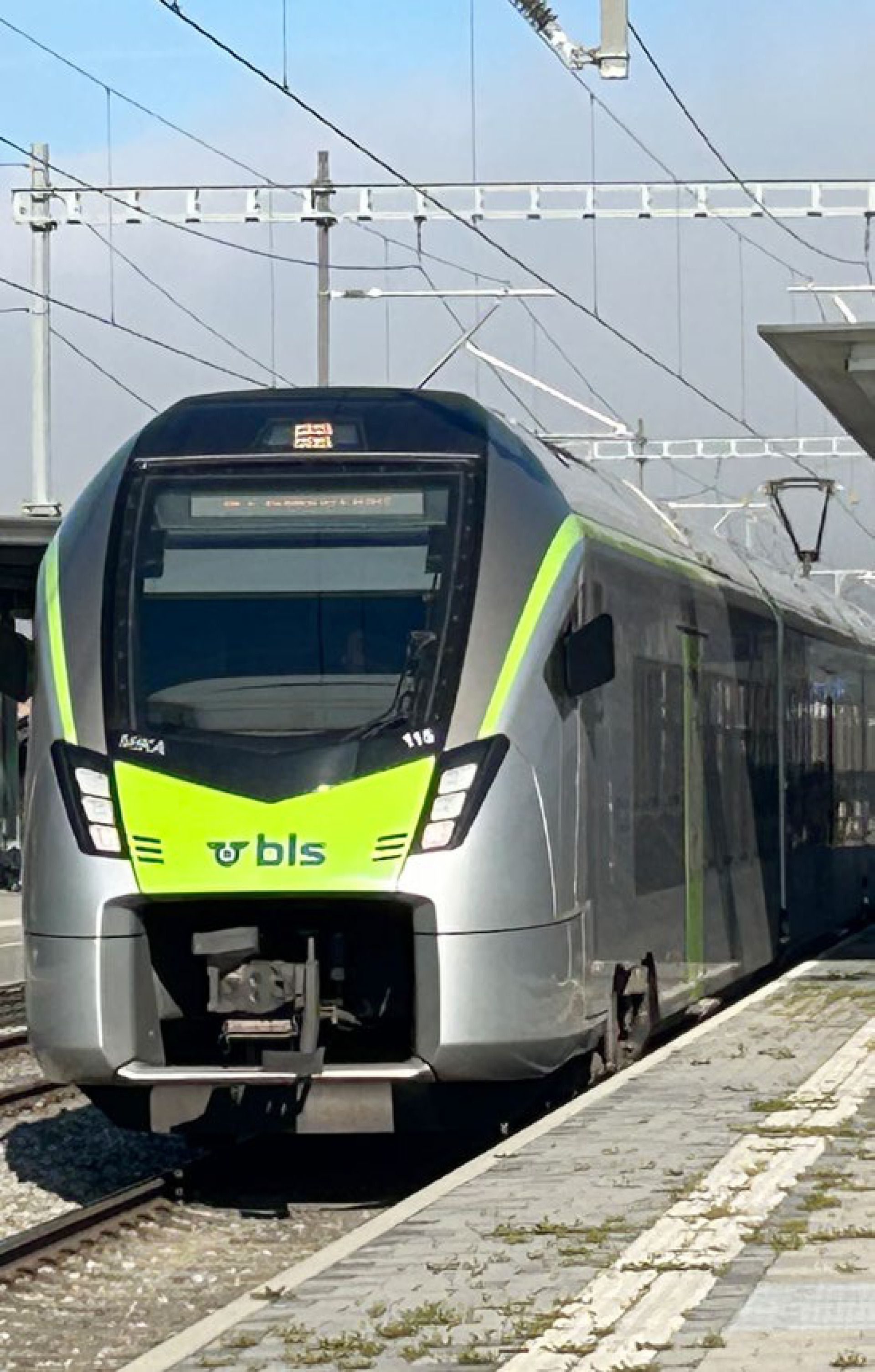 BLS bewegt täglich 200 000 Fahrgäste