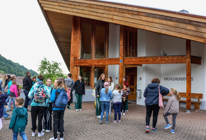 Das Kirchgemeindehaus in Reichenbach an der Nacht der Kirchen 2025. BILD: ANGELA KRENGER