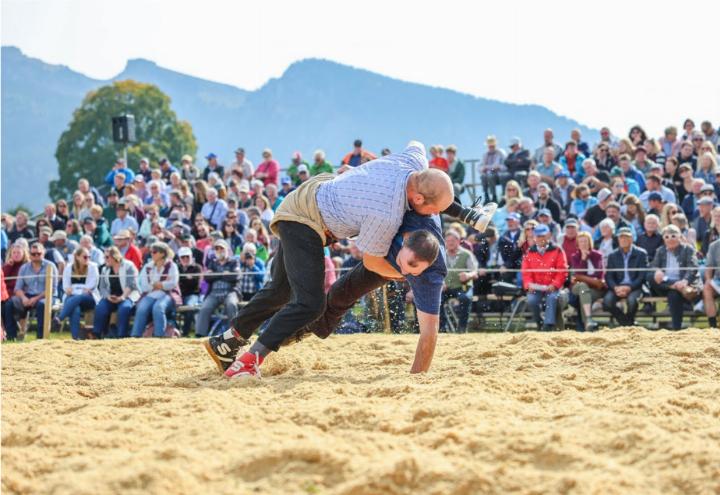 Adrian Klossner (l.) gegen Pascal Oberli ALLE BILDER: MARLIES BIRCHER