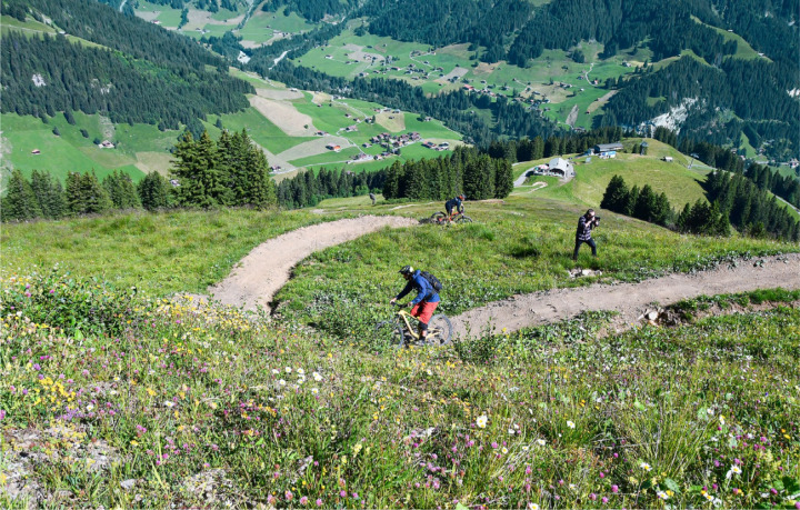 Der 2022 eröffnete Höchst-Trail wird gemäss «Für Adelboden»-Vizepräsident Björn Luginbühl rege genutzt. BILD: ZVG