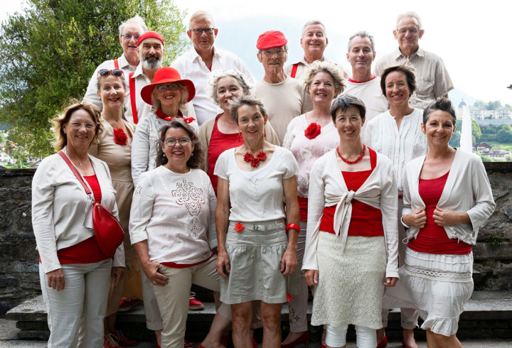 Das aus dem Chor «Swiss Mountain Singers» hervorgegangene Ensemble «Sound Agreement» trägt keine musikalischen Scheuklappen. Die Truppe feiert in diesem Jahr ihr 25-Jahr-Jubiläum. BILD: ZVG