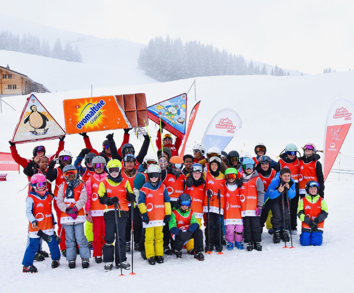 Egal, ob auf einem Brett oder auf zwei: Die Kinder erlebten einen ereignisreichen Tag. BILD: ZVG