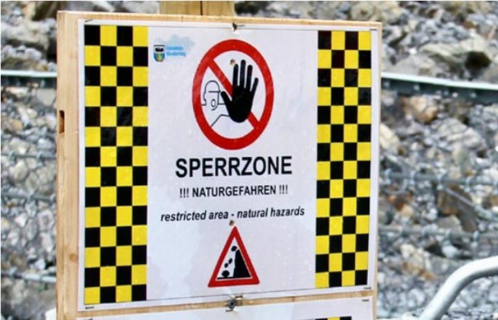 Warnschild beim Oeschibach BILD: POL