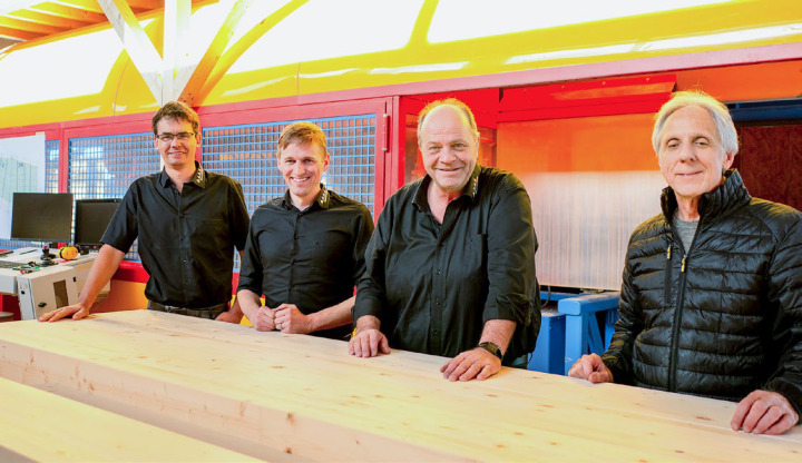 David Feigenwinter, Martin Trummer, Heinz Burn und Hanspeter Burn (v. l.): In der Chefetage der Holzbau Burn AG übernahmen am 1. Januar zwei bisherige Abteilungsleiter die Geschäftsleitung. BILD: HANS RUDOLF SCHNEIDER