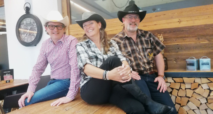 Geben dem Country-Festival ein Gesicht, von links: Beat Mühlemann, Liliane Greber und Jürg Schmid. BILD: THOMAS FEUZ