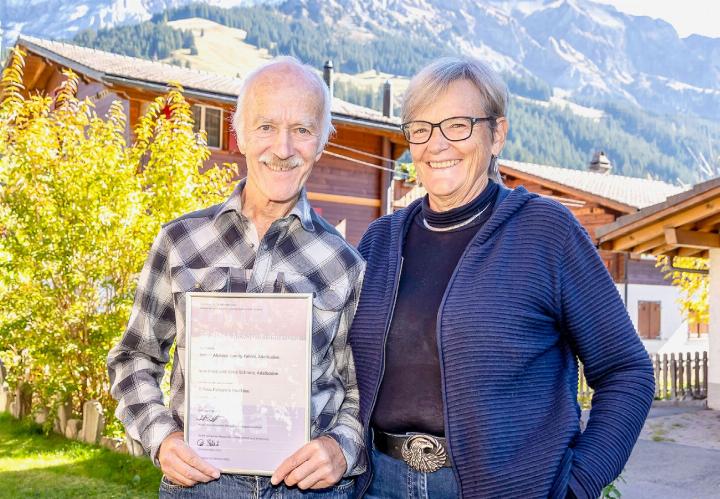 Silvia und Jakob Schranz aus Adelboden durften sich über Silber in der Kategorie Berner Alpkäse AOP freuen.