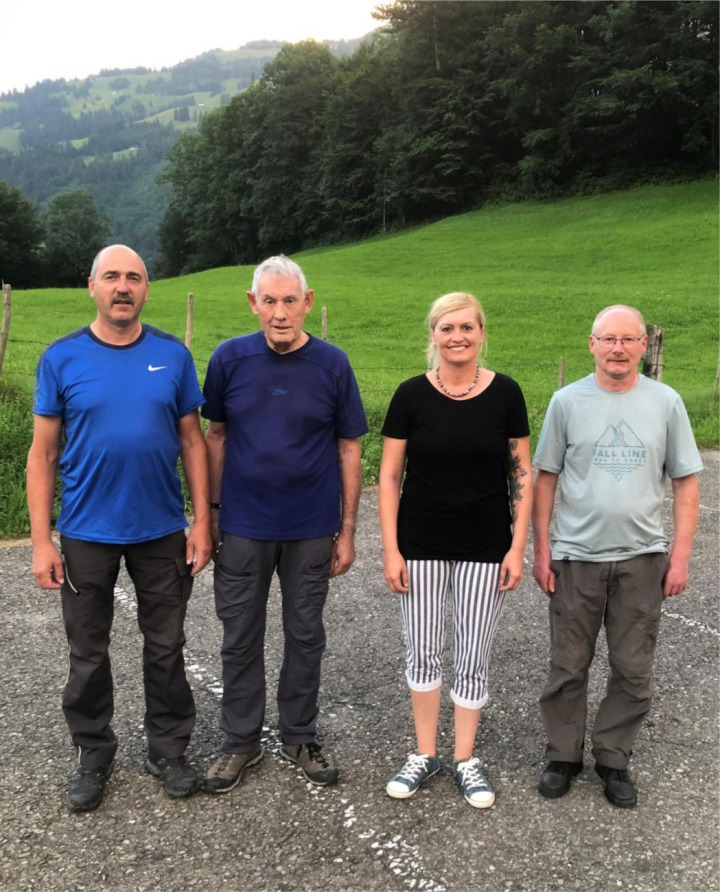 Das Spitzenquartett mit (v. l.) Tagessieger Martin Zumkehr (Frutigen), Karl Müller (Blausee-Mitholz), Isabella Steiner (Frutigen) und Hansjürg Grossen (Blausee-Mitholz). BILD: ZVG