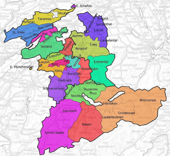 So sollen die Spitex-Regionen im Kanton Bern ab 2026 aussehen. Die favorisierte Lösung setzt auf eine mittlere Reduktion der bisherigen Versorgungsperimeter (Lösung II). Die Spitex Niesen bleibt in dieser Variante selbstständig. BILDER / GRAFIKEN: SCHWEIZERISCHES GESUNDHEITSOBSERVATORIUM (OBSAN)