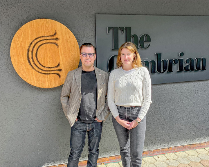 Chiara Laillard leitet mit Co-Chef Sylvain Vodermaier das renommierte Adelbodner Hotel «The Cambrian». BILD: TONI KOLLER