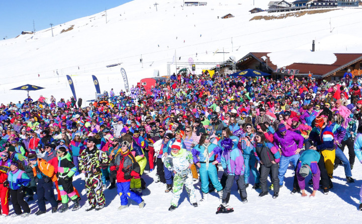Schätzungsweise 1500 partylaunige Retro-Fans versammelten sich am Wochenende bei der Gran Masta Bar und auf der Piste. ALLE BILDER: YVONNE BALDININI