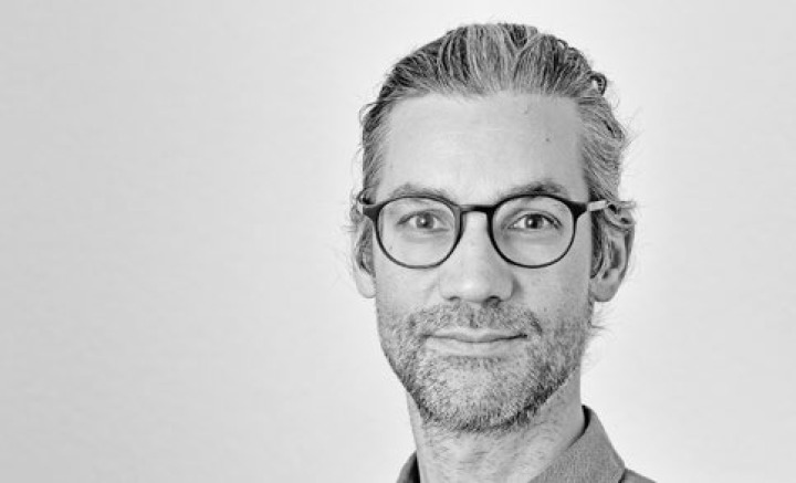 JULIAN ZAHND