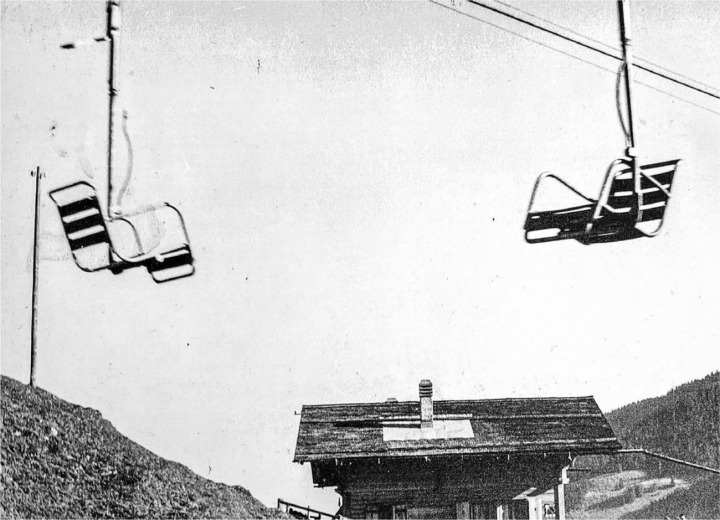 Die erste Bahn führte die Gäste vor 75 Jahren in Einersesseln zur Bergstation Ramslauenen. Die Anlagekosten betrugen 300 000 Franken.