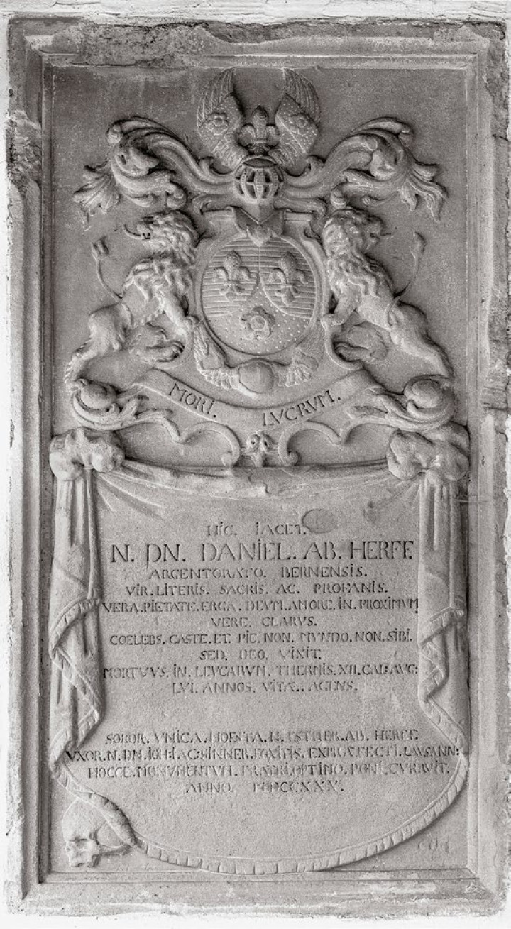 Die Gedenktafel an der Südwand der Kirche Frutigen BILD: RUEDI EGLI